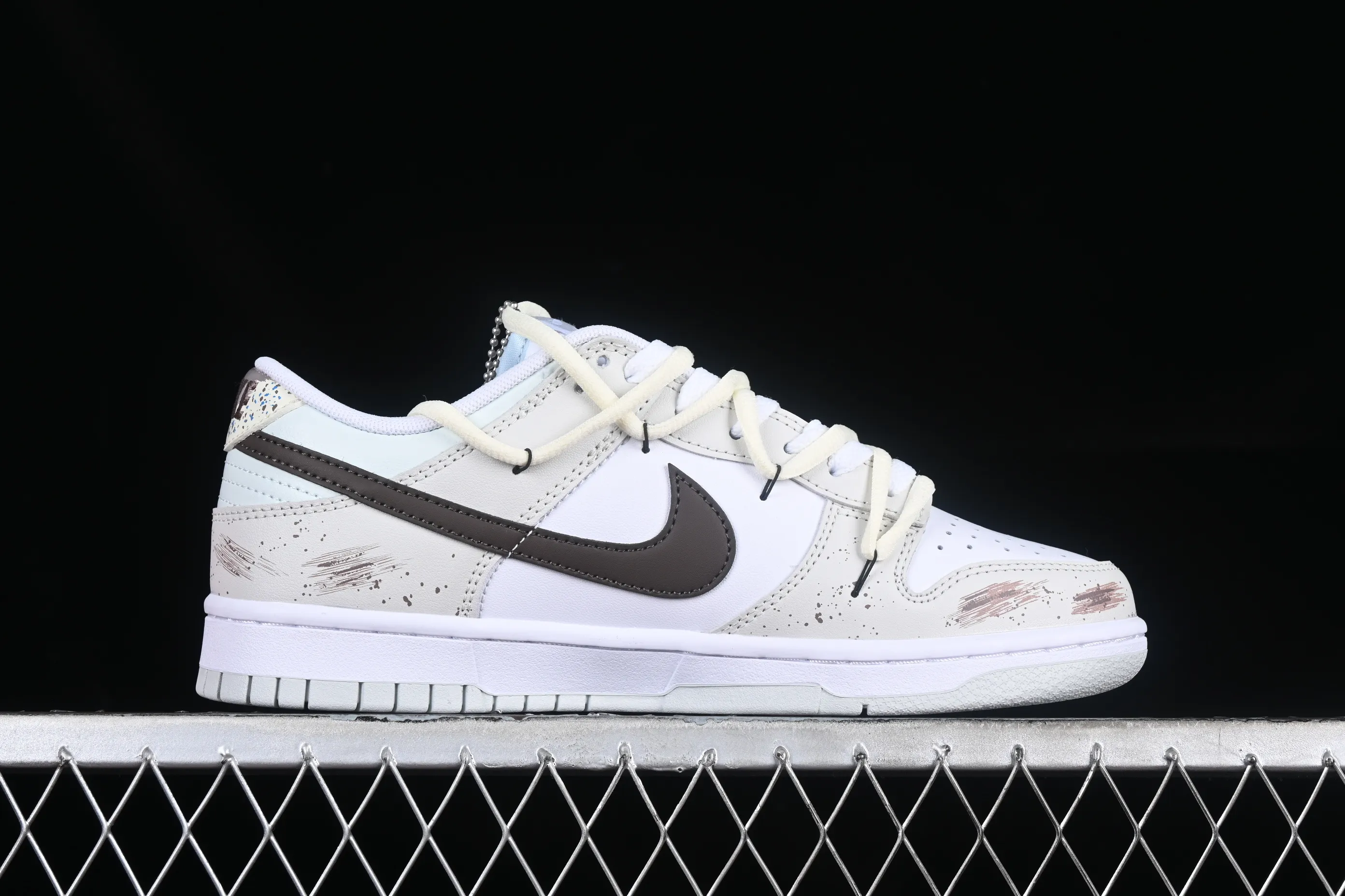 All Categories Nk SB Dunk Series Nk SB Dunk Low Low-top Sneakers Nk Dunk Low "Neutral" Urban Ruins Taupe Retro Deconstruction SB Strap Low-top Casual Sneakers DV0831-101